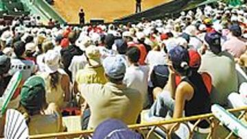 <b>QUEJAS. </b>Clément tuvo duras palabras para el público alicantino.