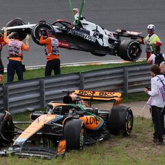 Choque feo de Ricciardo y tarde gris para Alonso y Sainz