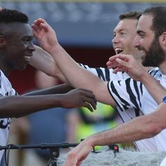 Teenager Moise Kean makes history with Juventus winner