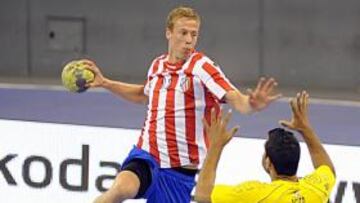 Markussen se hace sitio.