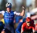 Jakobsen impone la ley de la velocidad en la Kuurne