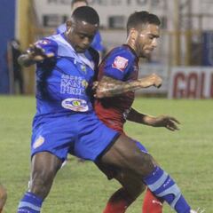 Metapán y FAS se cansaron de fallar en la ida de los Cuartos