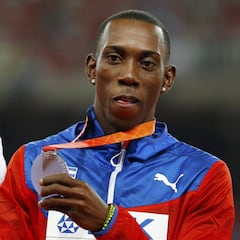 El triplista Pichardo deja Cuba y una atleta del Barça dice que no pedirá asilo en España