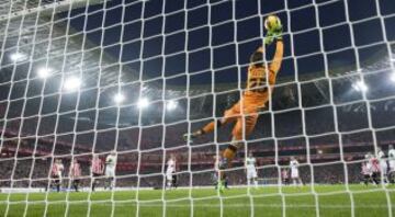 11/01/15 18ª Jornada Athletic de Bilbao - Elche Tyton portero del Elche