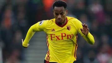 Problemas para Gareca: Carrillo deja de ser un fijo en el Watford