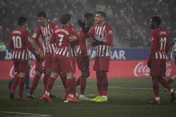Los jugadores del Atlético de Madrid celebrando el gol 0-3