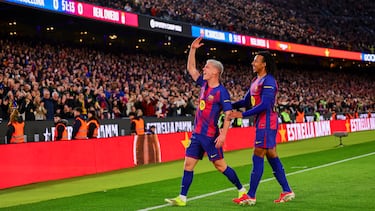 Olmo rompe el guion del Barça