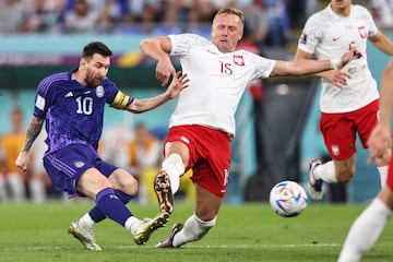 DOHA, QATAR - NOVEMBER 30: Lionel Messi of Argentina has a shot during the FIFA World Cup Qatar 2022 Group C match between Poland and Argentina at Stadium 974 on November 30, 2022 in Doha, Qatar. (Photo by Robbie Jay Barratt - AMA/Getty Images)