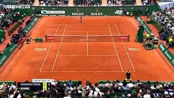 Alcaraz beats Davidovich Fokina to book his place in the final