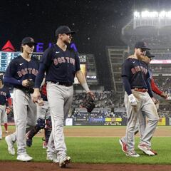 Red Sox walk-off after Verdugo is hit with an object thrown by fan