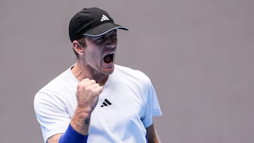 Davidovich avanza en Estocolmo, Bautista en Amberes