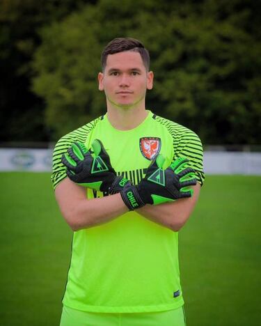 Arquero chileno en Aruba: “En vez de challenges, prefiero ayudar a adultos mayores”