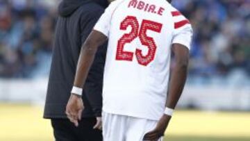 M'bia se retira lesionado de Getafe
