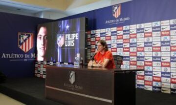 Las imágenes de la presentación de Filipe Luis