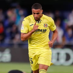 Danjuma arranca al ritmo de Bakambu como mejor debutante