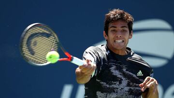 Los chilenos lucharon en los dos primeros sets, pero bajaron el nivel en el tercero donde cayeron de forma contundente. La aventura en Nueva York terminó para ambos.