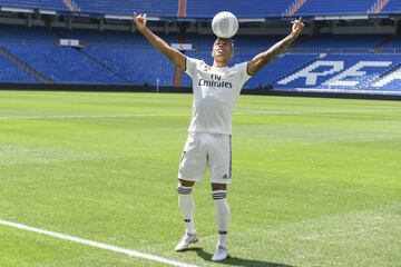 La presentación de Mariano con el Real Madrid en imágenes