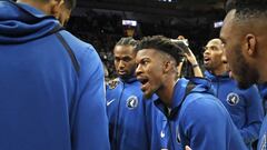 Jimmy Butler arenga a sus compa&ntilde;eros antes del partido contra San Antonio Spurs.