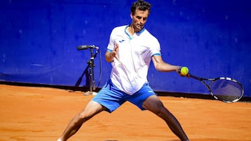 BUENOS AIRES, ARGENTINA - MARCH 05:  Albert Ramos-Vi&ntilde;olas of Spain hits a forehand during a match against Sumit Nagal of India as part of day 5 of ATP Buenos Aires Argentina Open 2021 at Buenos Aires Lawn Tennis Club on March 5, 2021 in Buenos Aires, Argentina. (Photo by Marcelo Endelli/Getty Images)
