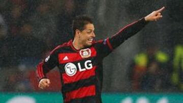 Chicharito uno de sus goles ante la Roma