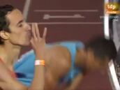 Lío con Manuel Olmedo: hizo un gesto muy feo a un rival