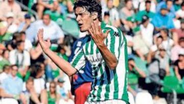 <b>A LA ESPERA. </b>Edu no sabe dónde jugará el próximo año, aunque está abierto a seguir en el Betis.