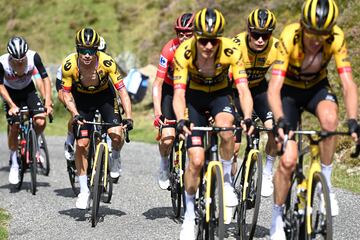 Primo? Roglic y Sepp Kuss durante la etapa.