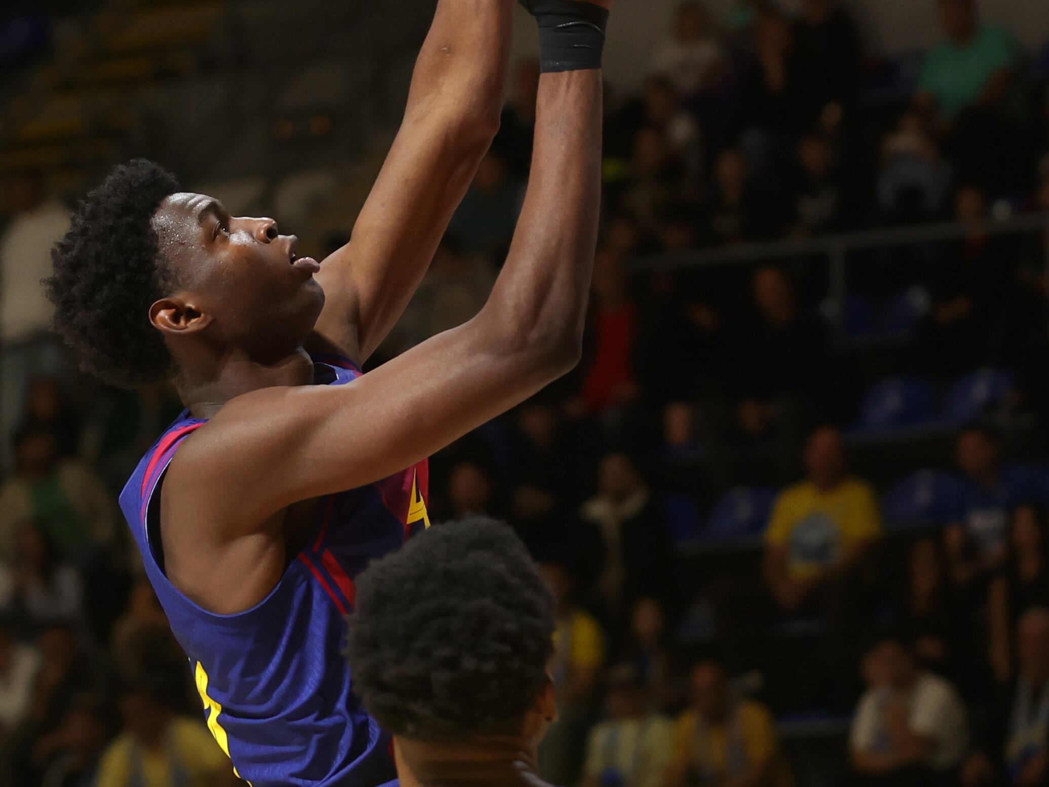 Paseo triunfal del Barça ante el Maccabi