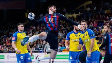 Fabregas en un ataque.