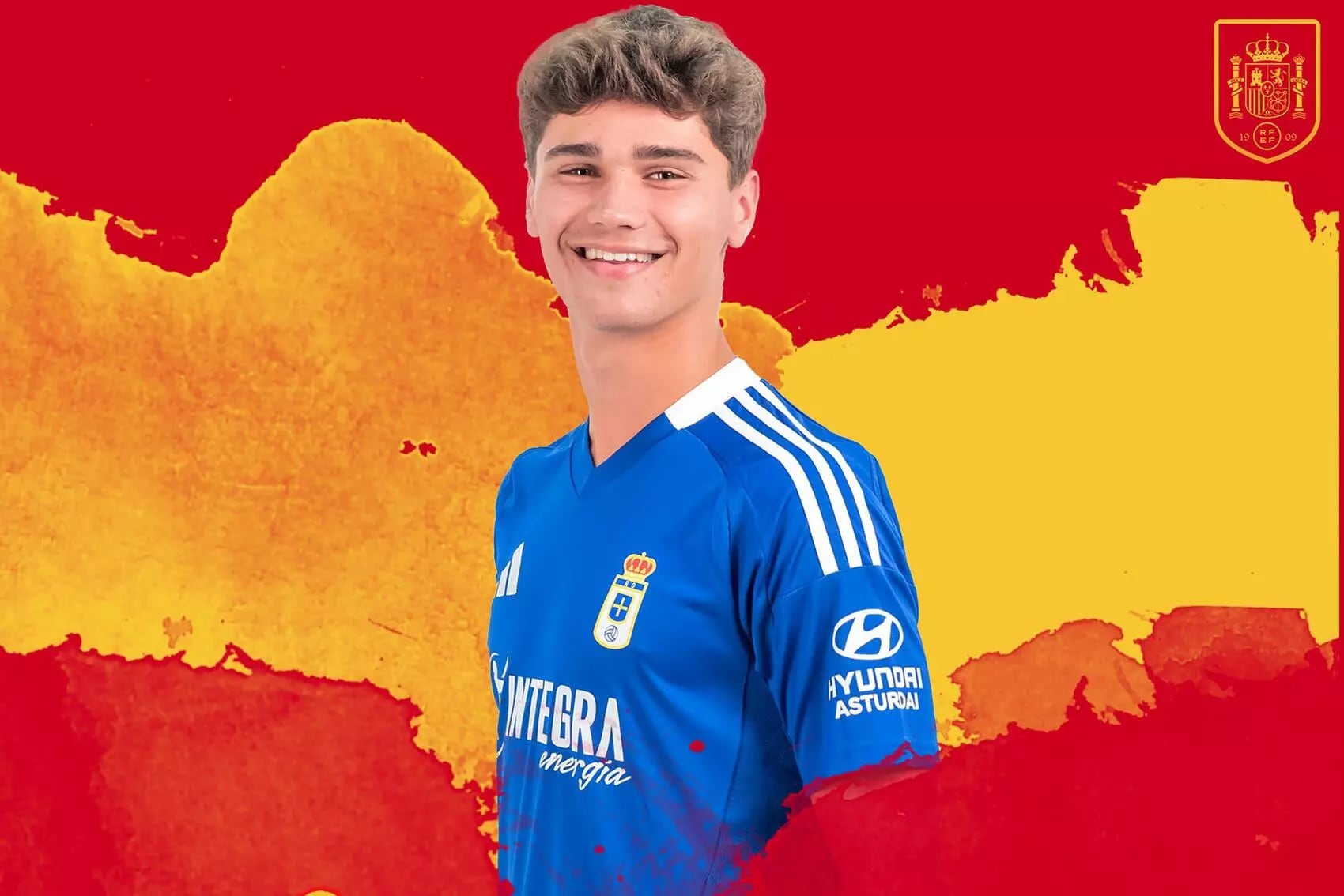 El Oviedo se asegura el futuro de su promesa Pablo Agudín 