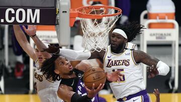 LOS ANGELES, CA - MAY 02: Freddie Gillespie #55 of the Toronto Raptors goes up for a shot against Montrezl Harrell #15 of the Los Angeles Lakers during the second half at Staples Center on May 2, 2021 in Los Angeles, California. NOTE TO USER: User expressly acknowledges and agrees that, by downloading and or using this photograph, User is consenting to the terms and conditions of the Getty Images License Agreement. Kevork Djansezian/Getty Images/AFP
== FOR NEWSPAPERS, INTERNET, TELCOS & TELEVISION USE ONLY ==