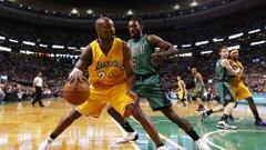 Kobe Bryant, dfendido por Jeff Green.