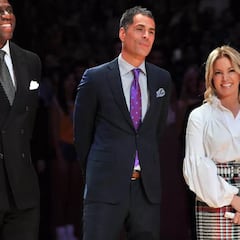 Buss, Magic, LeBron: la leyenda de los Lakers vuelve a empezar