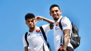 Luis Díaz y Daniel Muñoz antes del viaje de la Selección Colombia rumbo a Arizona para los cuartos de final de la Copa América.