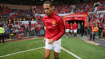 Manchester United negotiate with Rio Ferdinand for key role