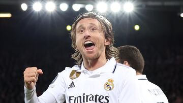 LIVERPOOL, ENGLAND - FEBRUARY 21: Luka Modric of Real Madrid celebrates after Karim Benzema of Real Madrid ( not pictured ) s during the UEFA Champions League round of 16 leg one match between Liverpool FC and Real Madrid at Anfield on February 21, 2023 in Liverpool, England. (Photo by Alex Livesey - UEFA/UEFA via Getty Images)
