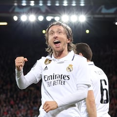 Oficial: Modric, hasta 2024