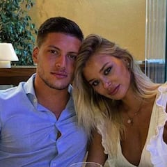 La novia de Jovic alimenta los rumores sobre su futuro