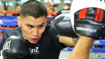 Vergil Ortiz durante un entrenamiento.