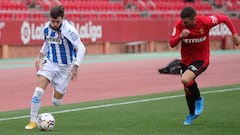 Miguel&oacute;n, jugador del Espanyol, ante el Mallorca.