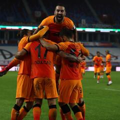 Arda muestra su mejor versión el día de la vuelta de Falcao