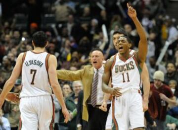 Brandon Knight, base de Milwaukee Bucks, fue protagonista en el partido contra New York Knicks al lograr 25 puntos y el triple de la victoria a falta de un segundo.