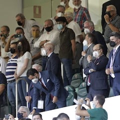 El Elche tiene mucho trabajo pendiente en la recta final del mercado