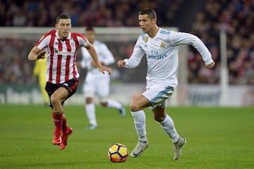 Cristiano Ronaldo and De Marcos.