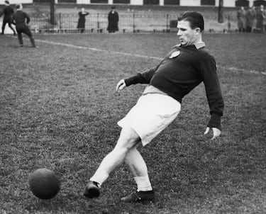 Los 10 futbolistas con sobrepeso que triunfaron en el fútbol