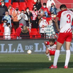 El Almería ofrece el liderato