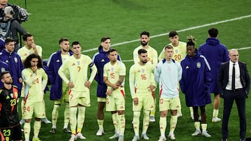 Munich (Germany), 09/06/2025.- Players of Spain are seen dejected after the UEFA Nations League final match between Portugal and Spain in Munich, Germany 08 June 2025. (Alemania, España) EFE/EPA/FILIP SINGER
