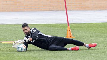 Cuéllar cumple años consolidado como veterano líder del Leganés