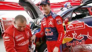<b>MALA SUERTE.</b> El piloto español Dani Sordo (Citröen) abandona en la sexta especial del Rally de Jaón por un problema en el turbo de su coche.