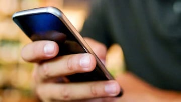 En 2026 será obligatorio vincular la línea telefónica a la CURP para disminuir la corrupción en México.